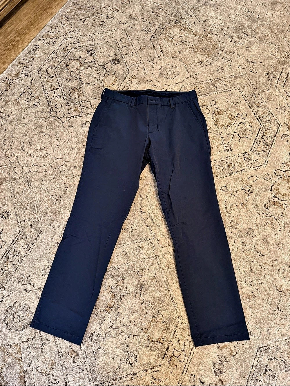 Vineyard Vines Men’s Navy OTG On-The-Go Performance Pants 33x30